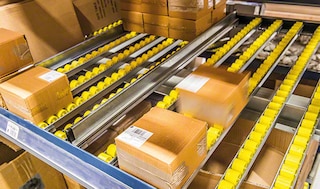 Pretočni regali za pakete Pretočni regali za pakete