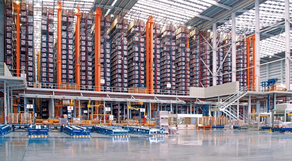 Regalno dvigalo za palete Regalno dvigalo za palete