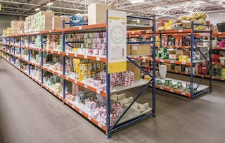 Trgovine »dark store« pospešijo logistične sisteme spletnih supermarketov