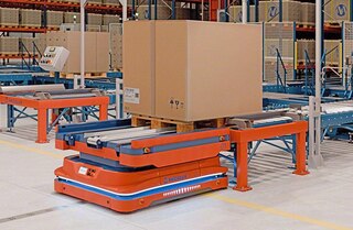 Roboti AMR so fleksibilna in inteligentna rešitev notranjega prometa