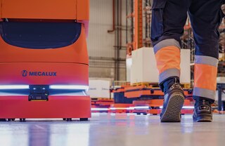 AMR roboti varno delujejo skupaj z ljudmi