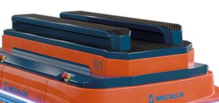 Modela AMR 600 in AMR 1500 sta opremljena z dvižnimi ploščadmi